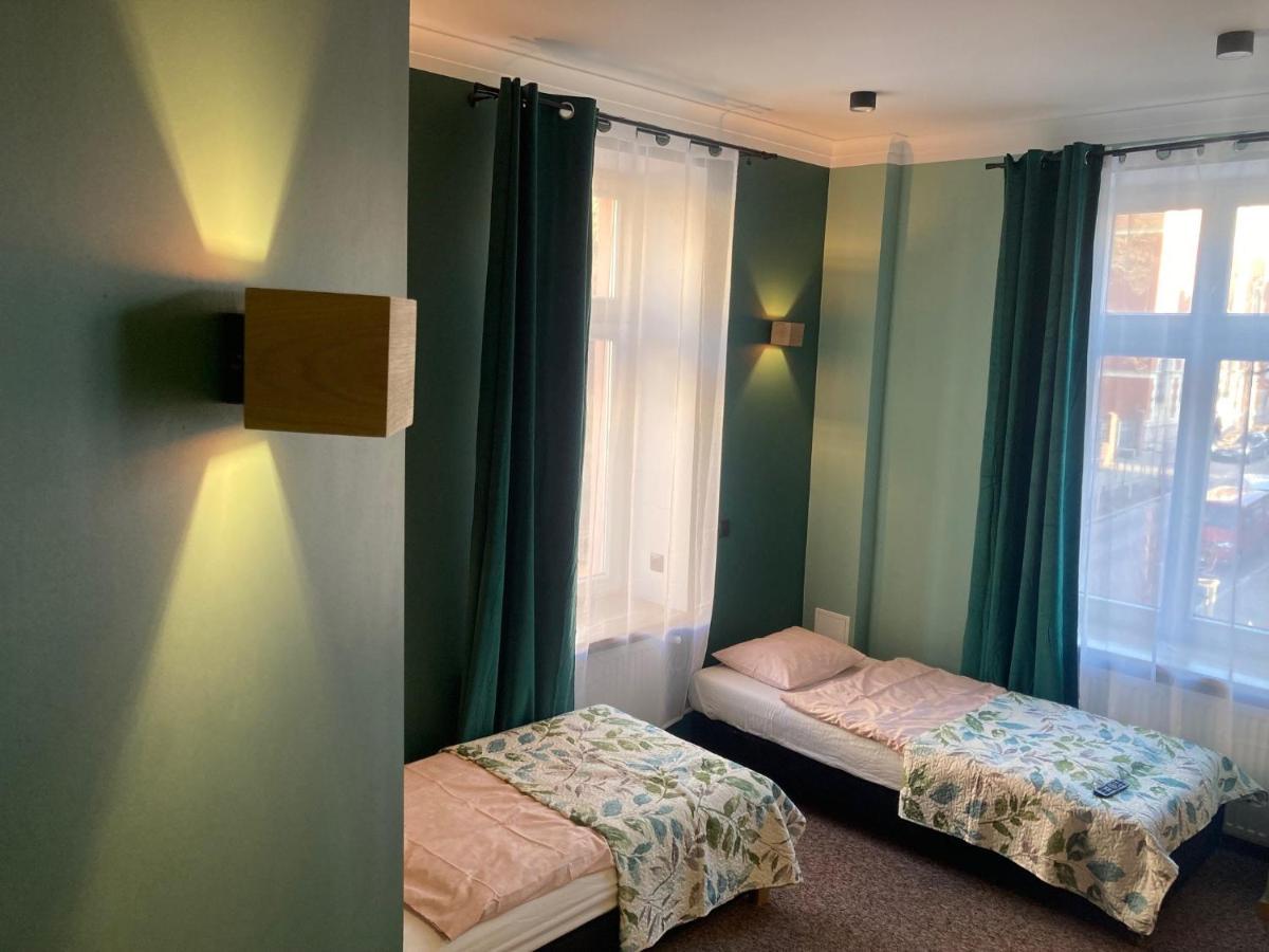 Apartamenty Przy Fontannie Zielona Góra Extérieur photo